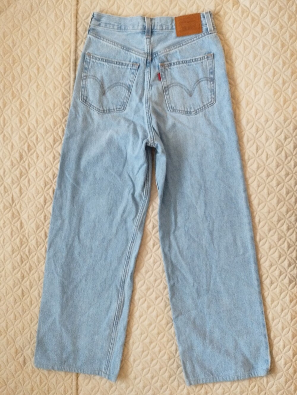 Levi's Premium Women's High Loose Jeans 26x31 Light Wash Wide Leg High Waist Y2K - Picture 4 of 10